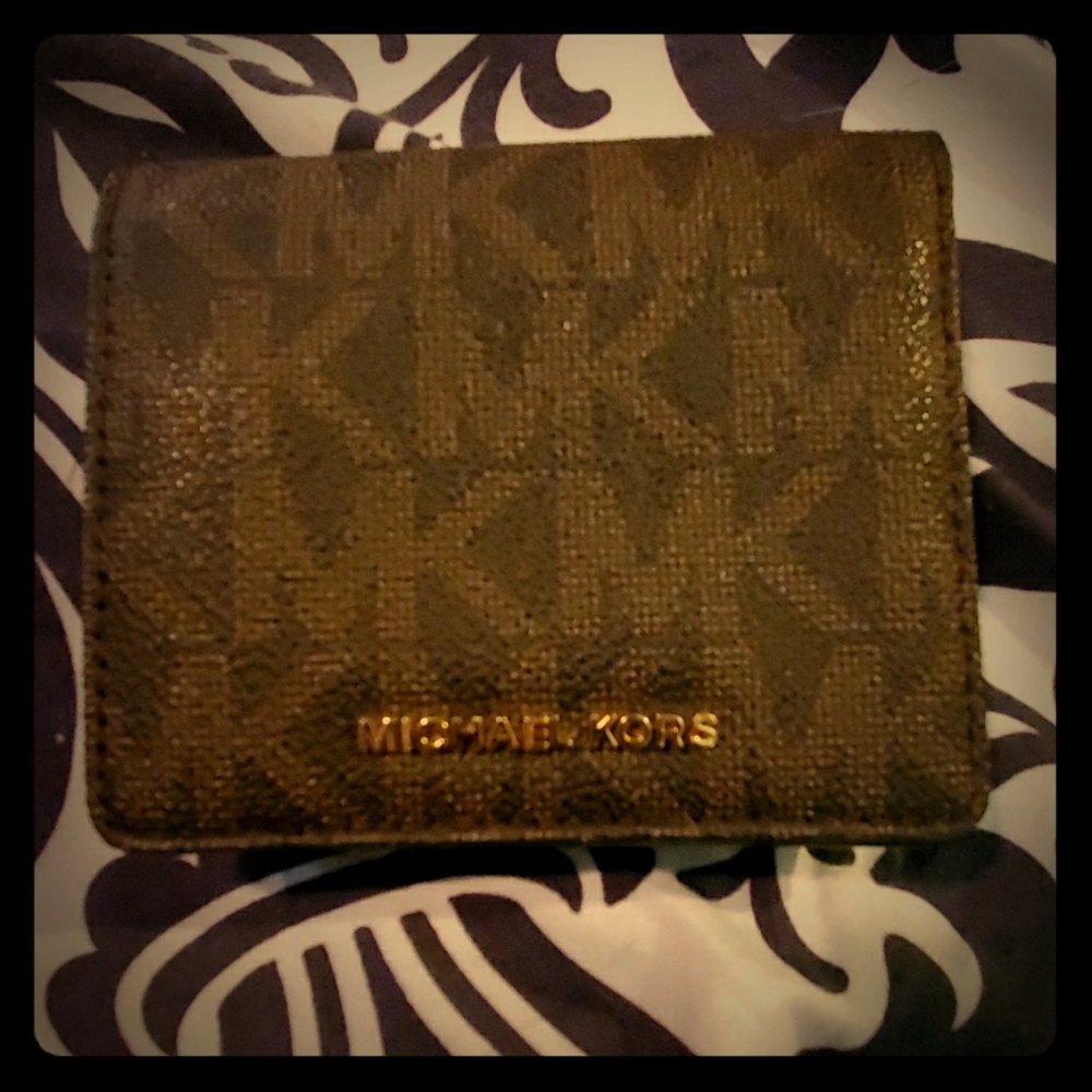 NWOT Authentic Michael Kors Wallet